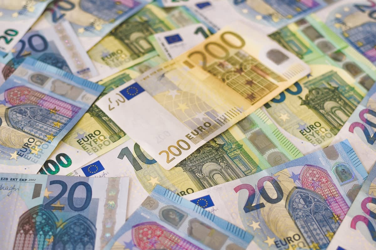 Euro-Banknoten als Bargeldbestand einer offenen Ladenkasse